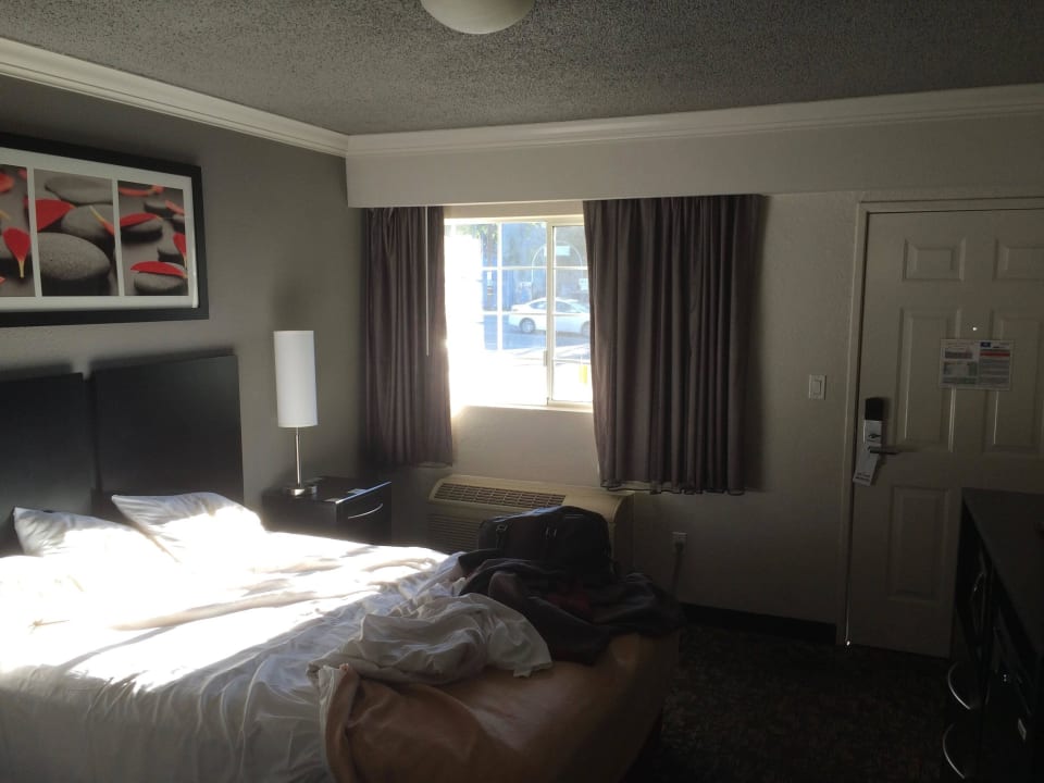 Bett Americas Best Value Inn - Los Angeles / Hollywood