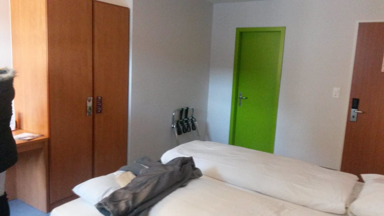 Besenkammer Zimmer Hotel ibis Styles Luzern City