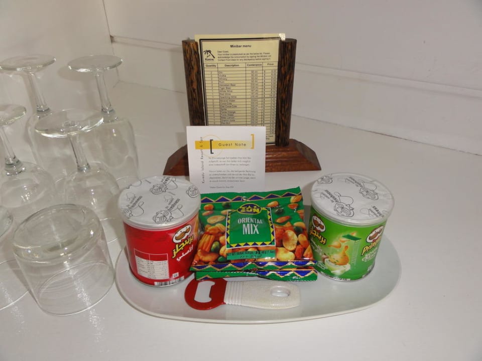 Minibar Erdnüsse  Kuredu Island Resort & Spa