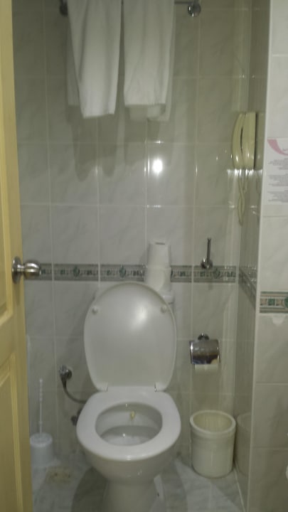 WC Grand Seker Hotel