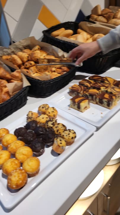 Gastro Hampton By Hilton Frankfurt Airport