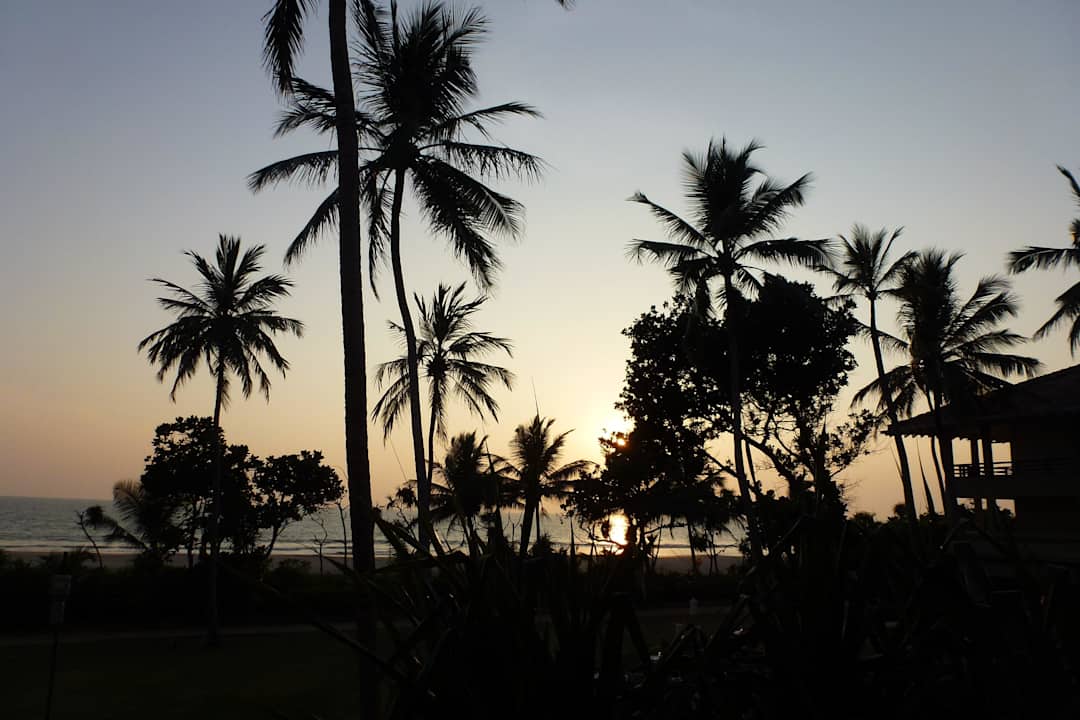 Sonnenuntergang vom Balkon des Zimmers aus Heritance Ahungalla
