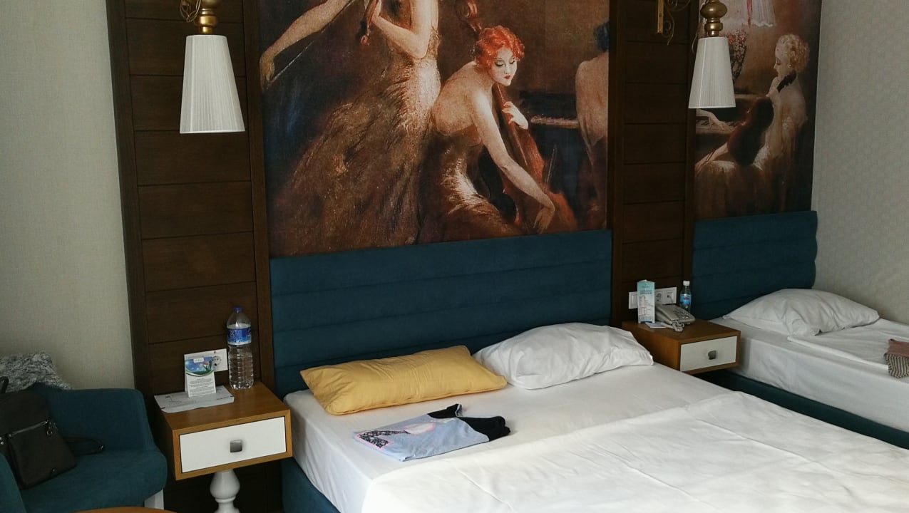 Zimmer Dream World Resort & Spa