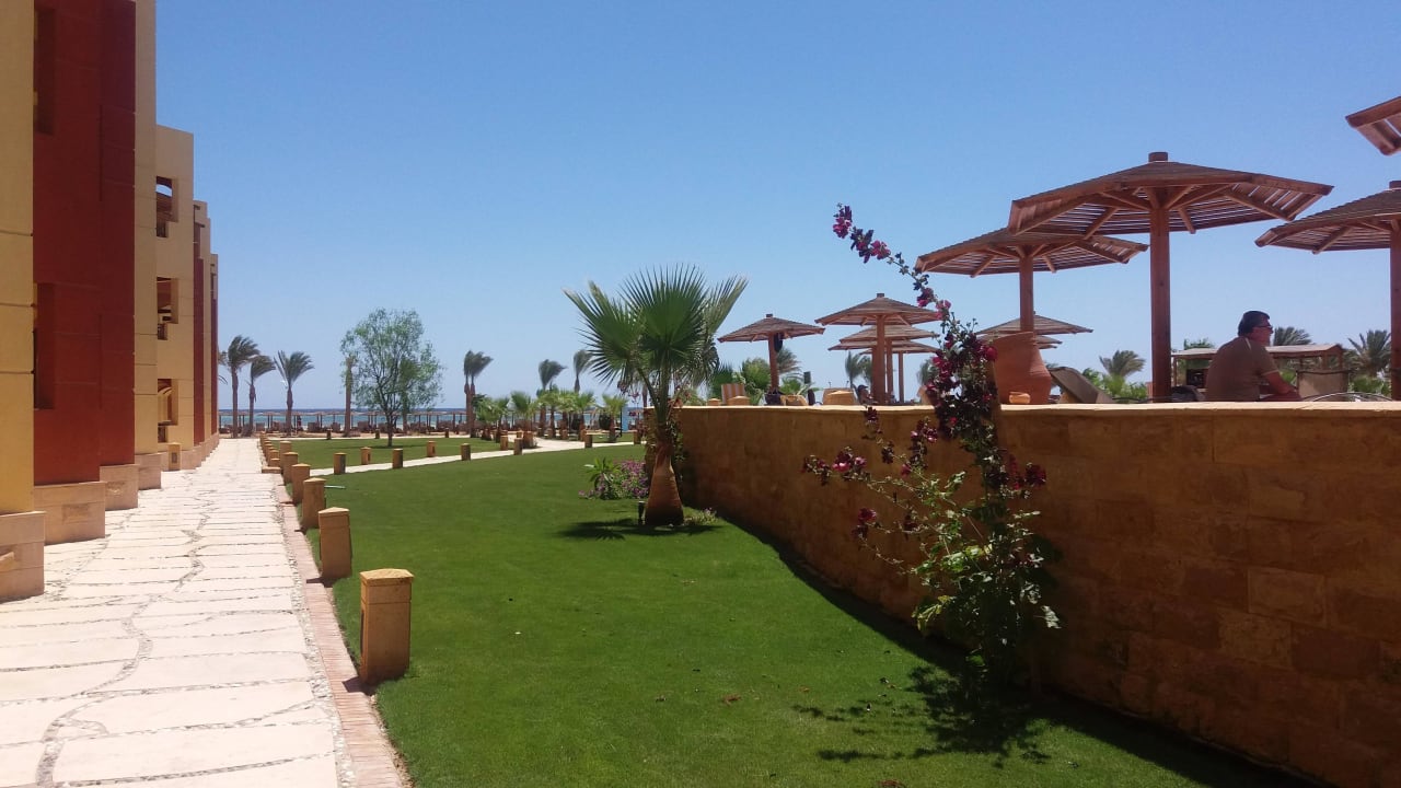 Wege in der Anlage  Casa Mare Resort