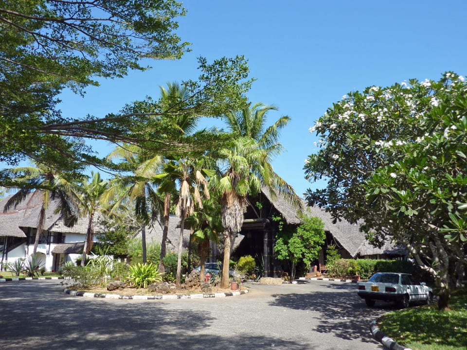 Eingang des Hotels Hotel Papillon Lagoon Reef