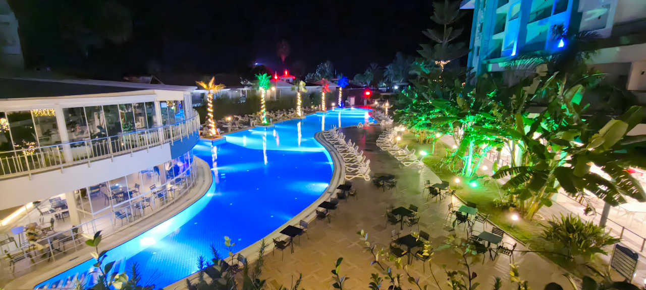 Pool Seashell Resort