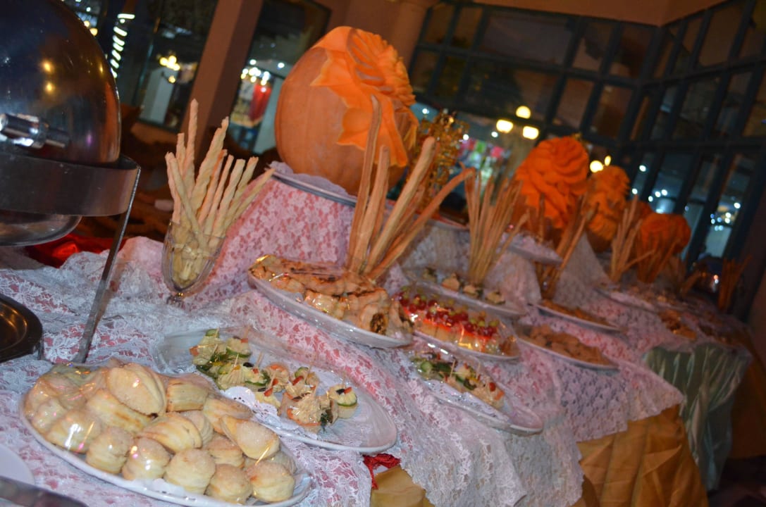 Фуршет Moreno Horizon Spa & Resort