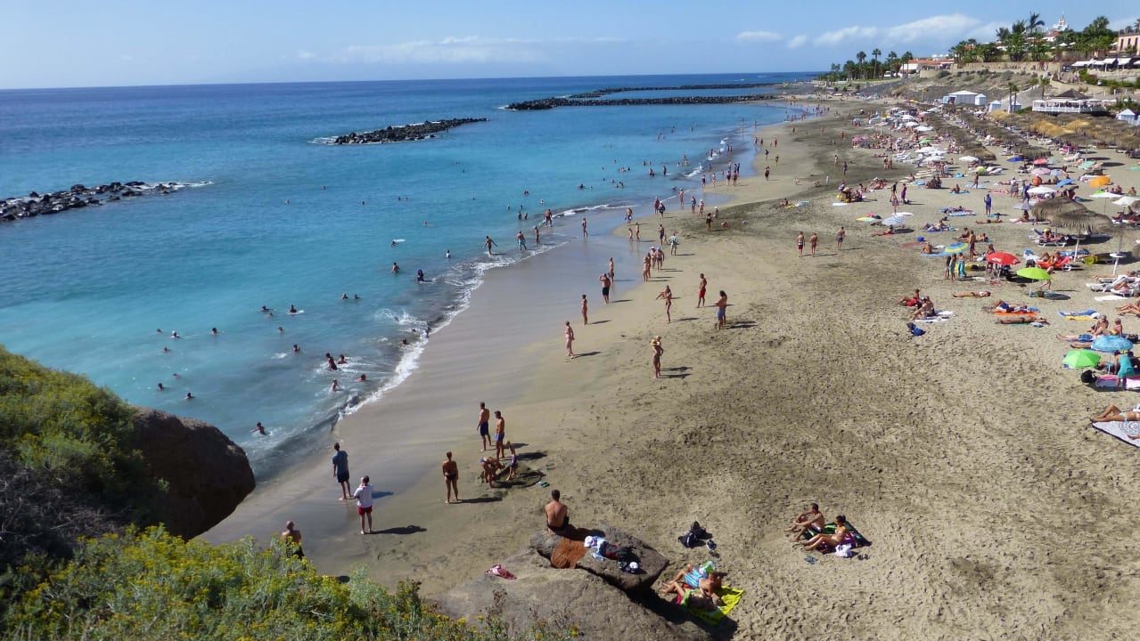 Strand vor dem Hotel Gran Tacande Wellness & Relax Costa Adeje