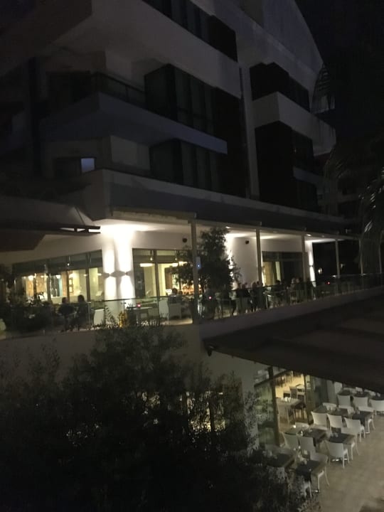 Außenansicht Port Side Resort Hotel