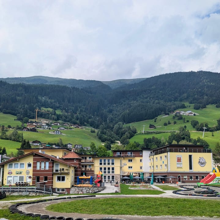 Außenansicht Hotel Wolkensteinbär