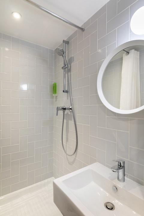 Zimmer Quality Hotel & Suites Bercy Bibliothèque by HappyCulture