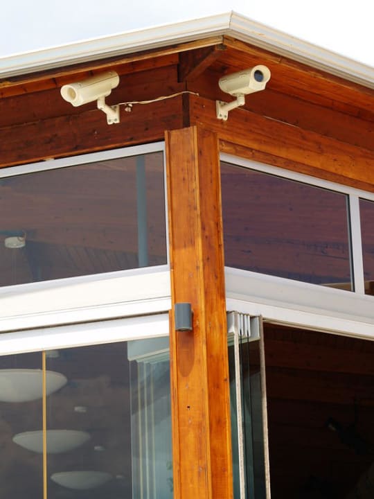 Das Hotel ist mit unzähligen Kameras gesichert alltoura Club Hotel Poseidon Palace