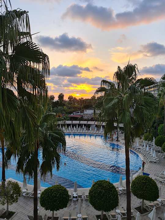 Pool Saphir Resort & Spa