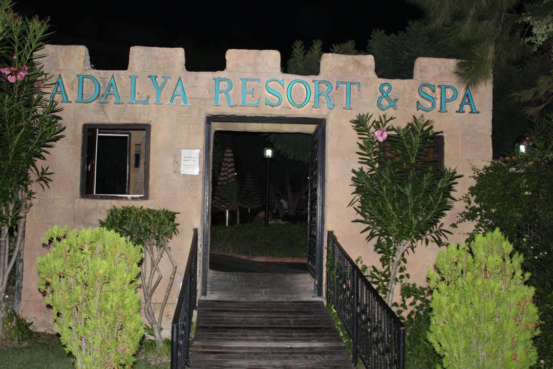 Ausgang zum Strand Adalya Resort & Spa - Adults Only