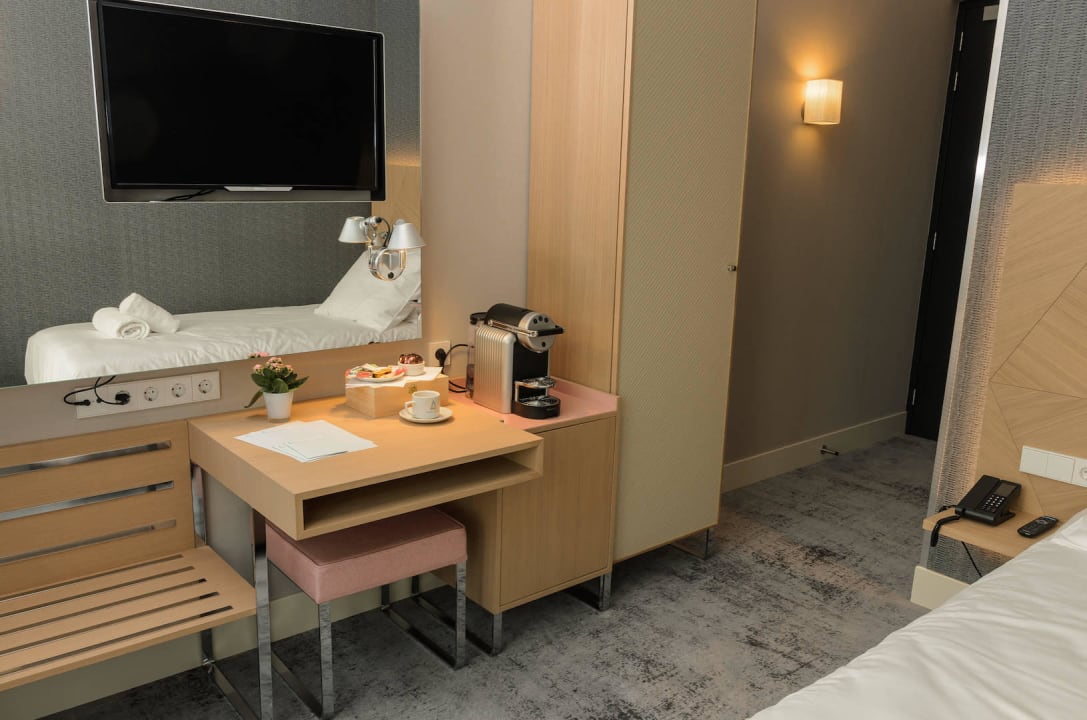 Deluxe eenpersoonskamer Amadi Panorama Hotel