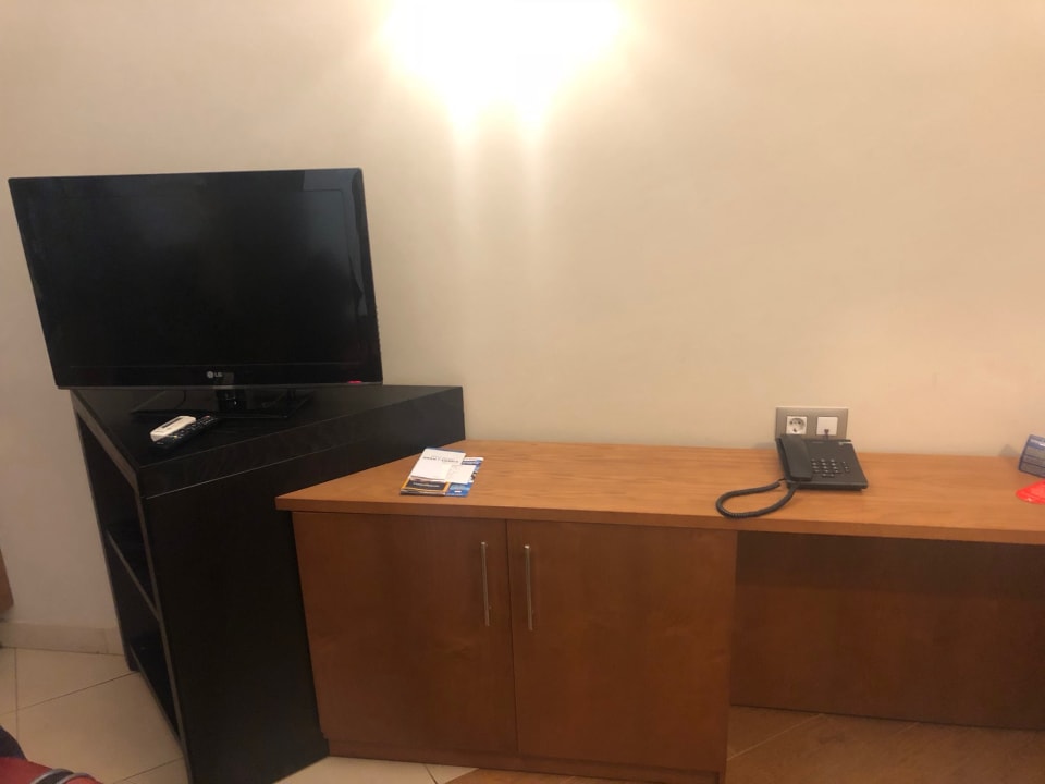 Zimmer HL Miraflor Suites Hotel