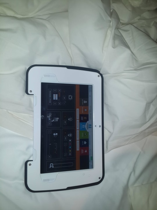 Hotelzimmer Bedienung Nomad Paris Roissy CDG