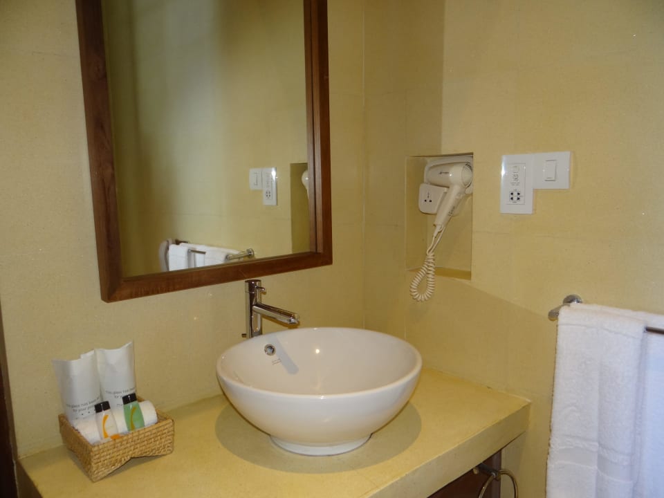 Unser bad Pandanus Beach Resort & Spa