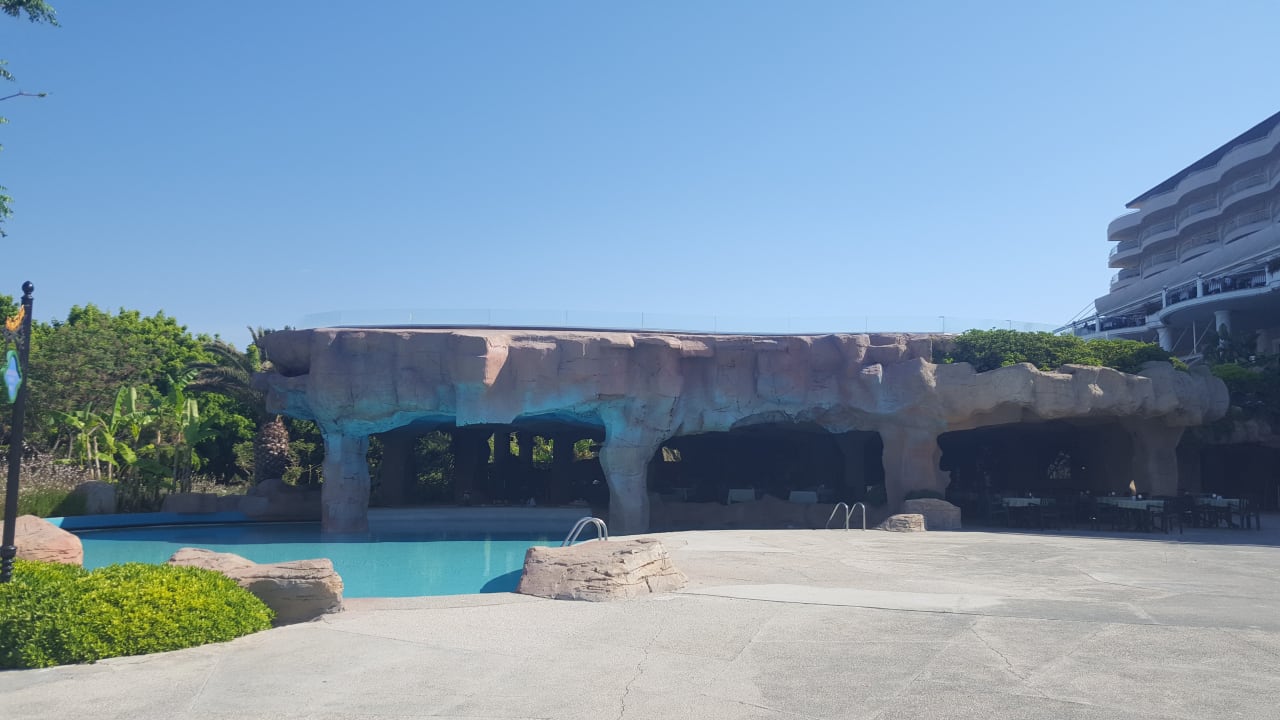 Pool und Restaurant Starlight Resort Hotel