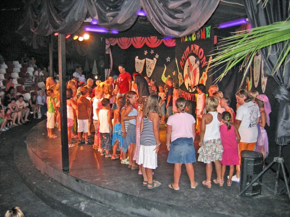 Mini-Disco-Time im Hane Family Resort Hane Family Resort
