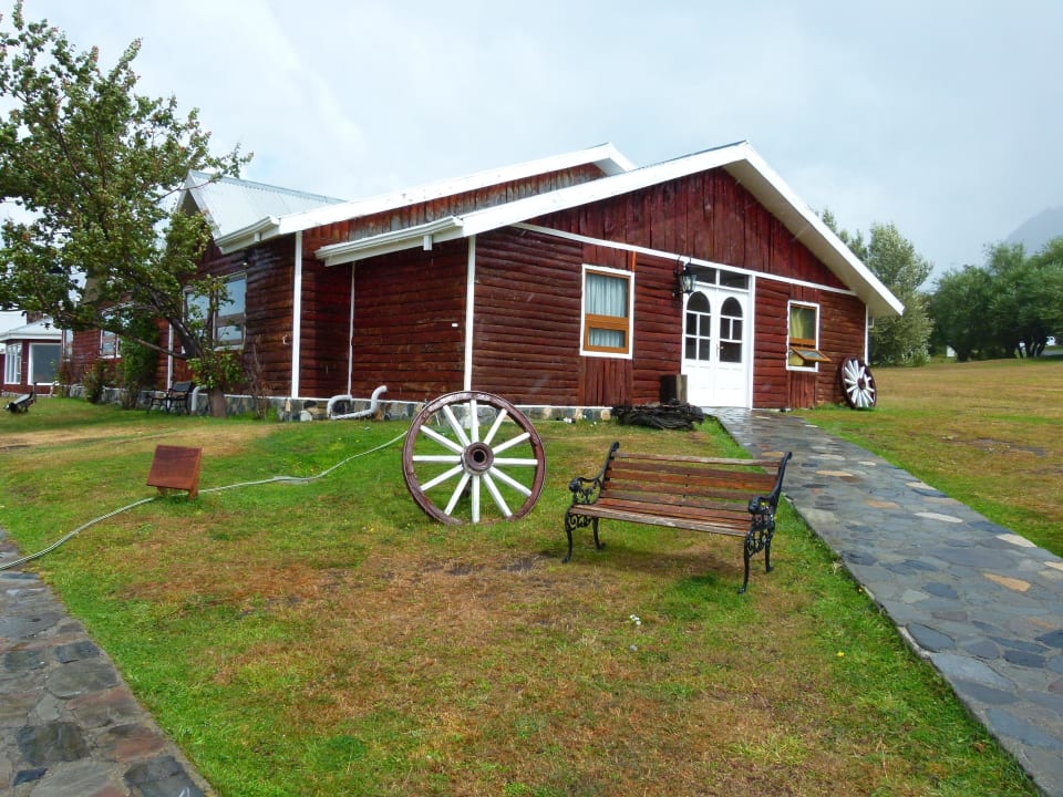 Hintereingang zu den Zimmern Hotel Hosteria Las Torres