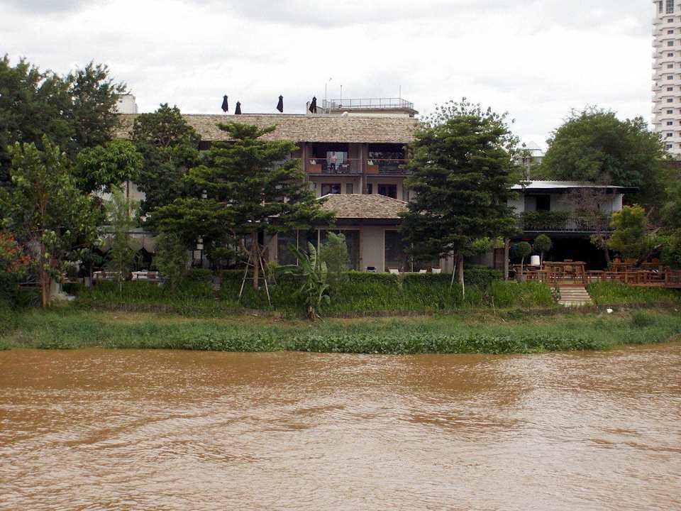 Ansicht von der anderen Flusseite sala lanna Chiang Mai