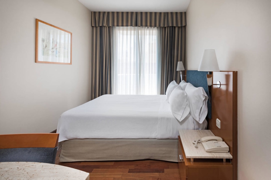 Room NH Ciudad de Zaragoza