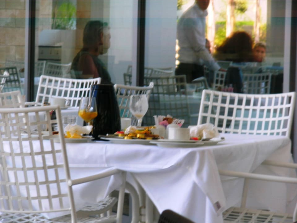 So wird hier abgeräumt. Princess Andriana Resort & Spa