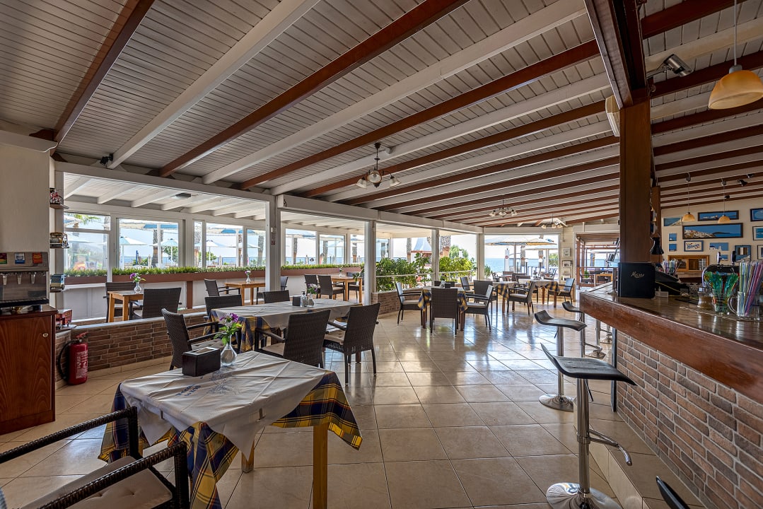 Gastro Mammis Beach Hotel