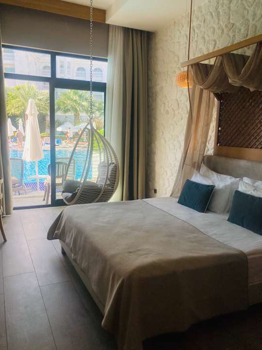 Zimmer Side Royal Style Hotel