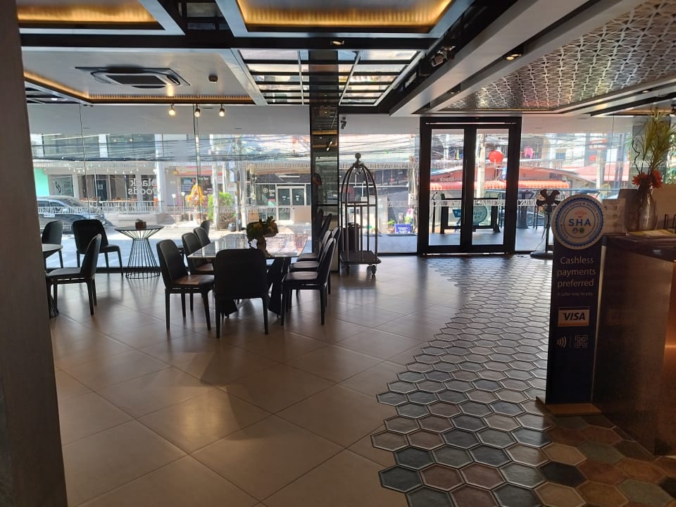 Lobby Blackwoods Hotel Pattaya