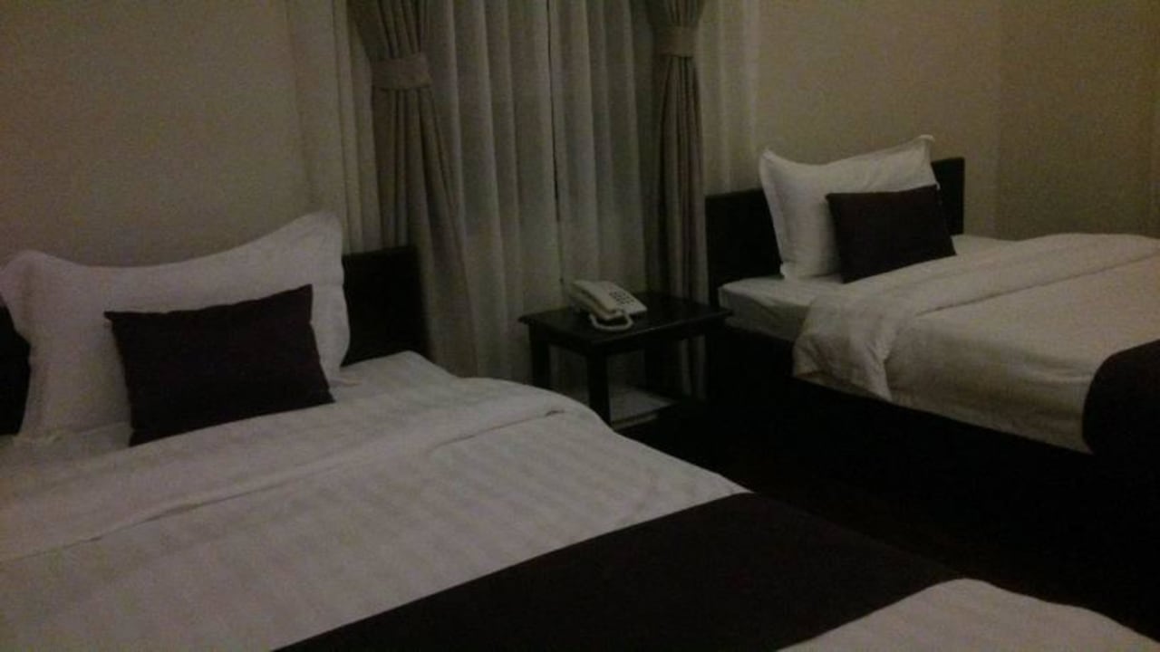 Twinbed Hotel Pandan