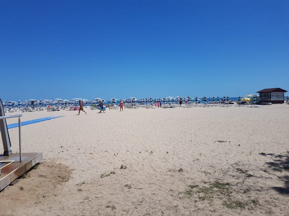 Strand Ralitsa Aqua Club