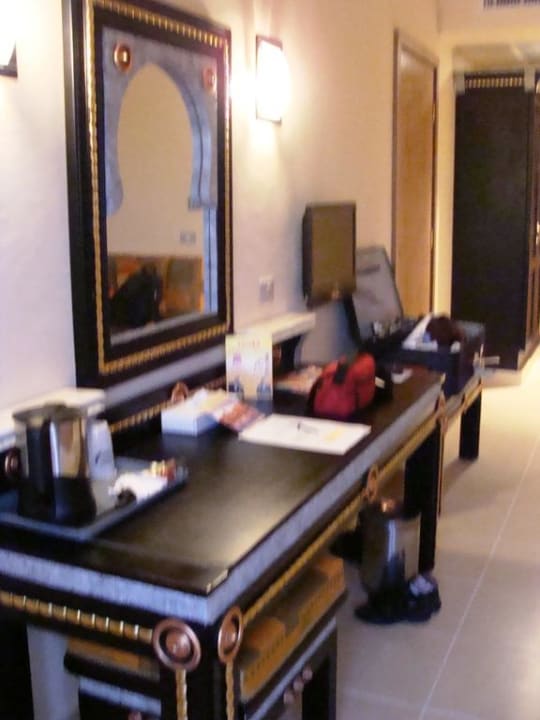 Tisch Pickalbatros Royal Moderna Resort-Sharm El Sheikh
