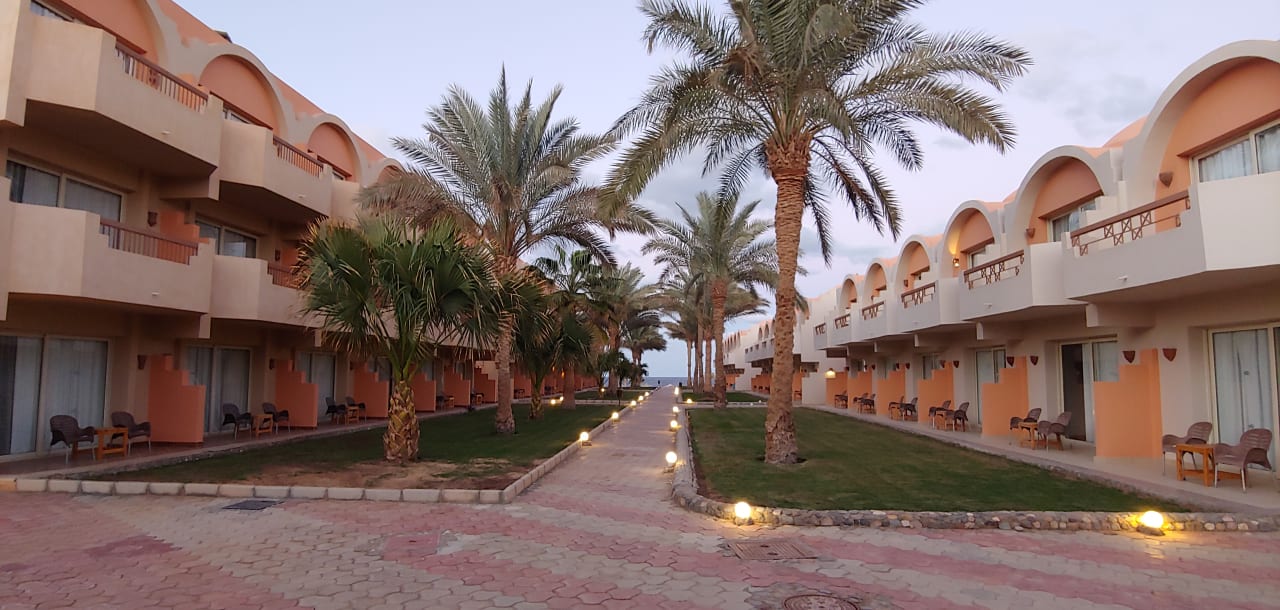 Außenansicht Three Corners Sea Beach Resort