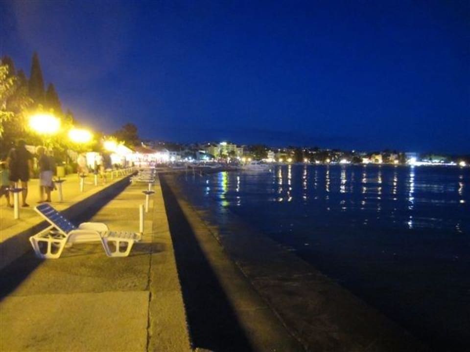 Bei Nacht Hotel Esperanto