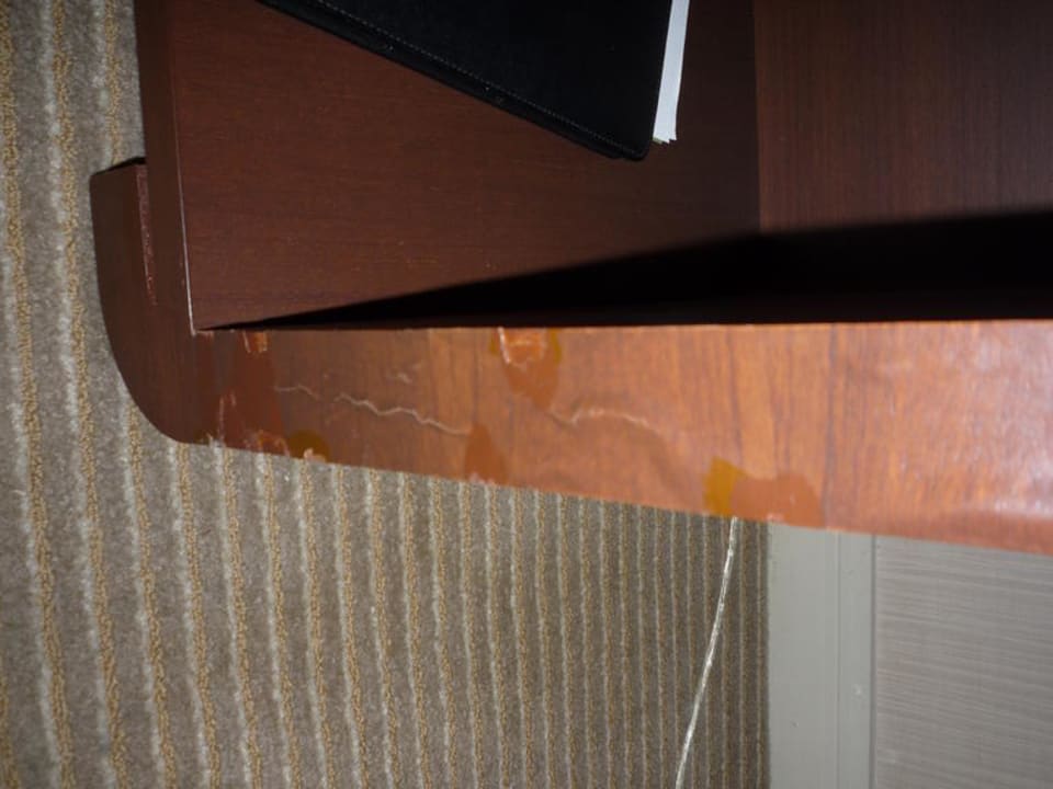 Altes Mobiliar Parkroyal Collection Marina Bay