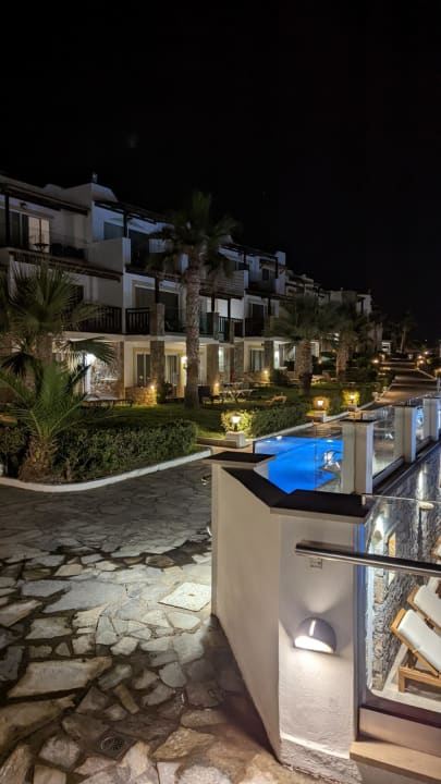 Außenansicht Alexander Beach Hotel & Village Resort