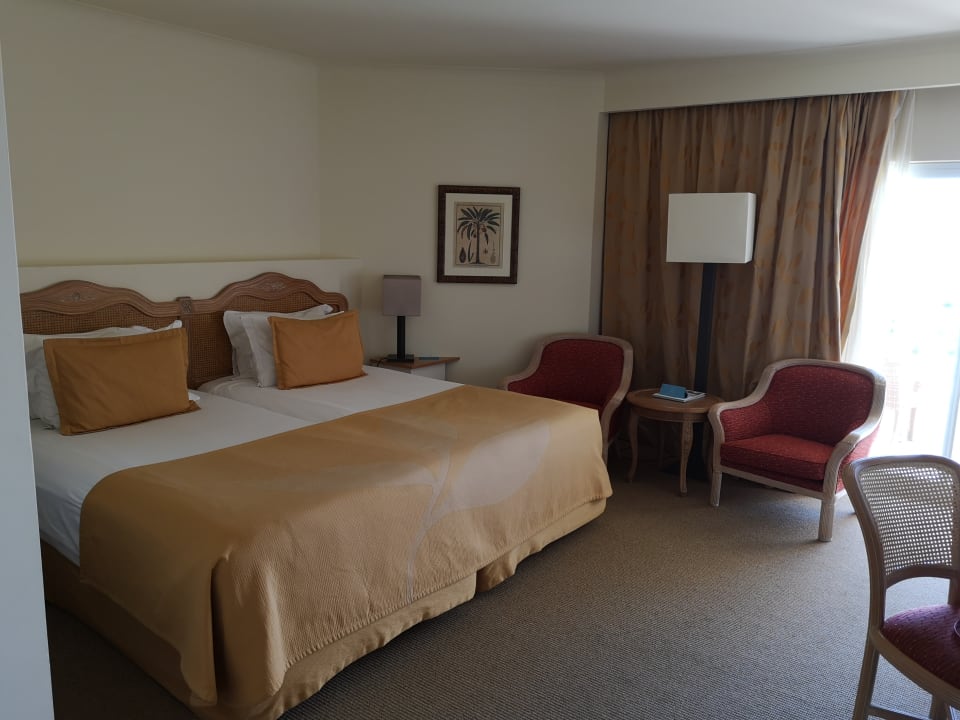 Zimmer PortoBay Falésia