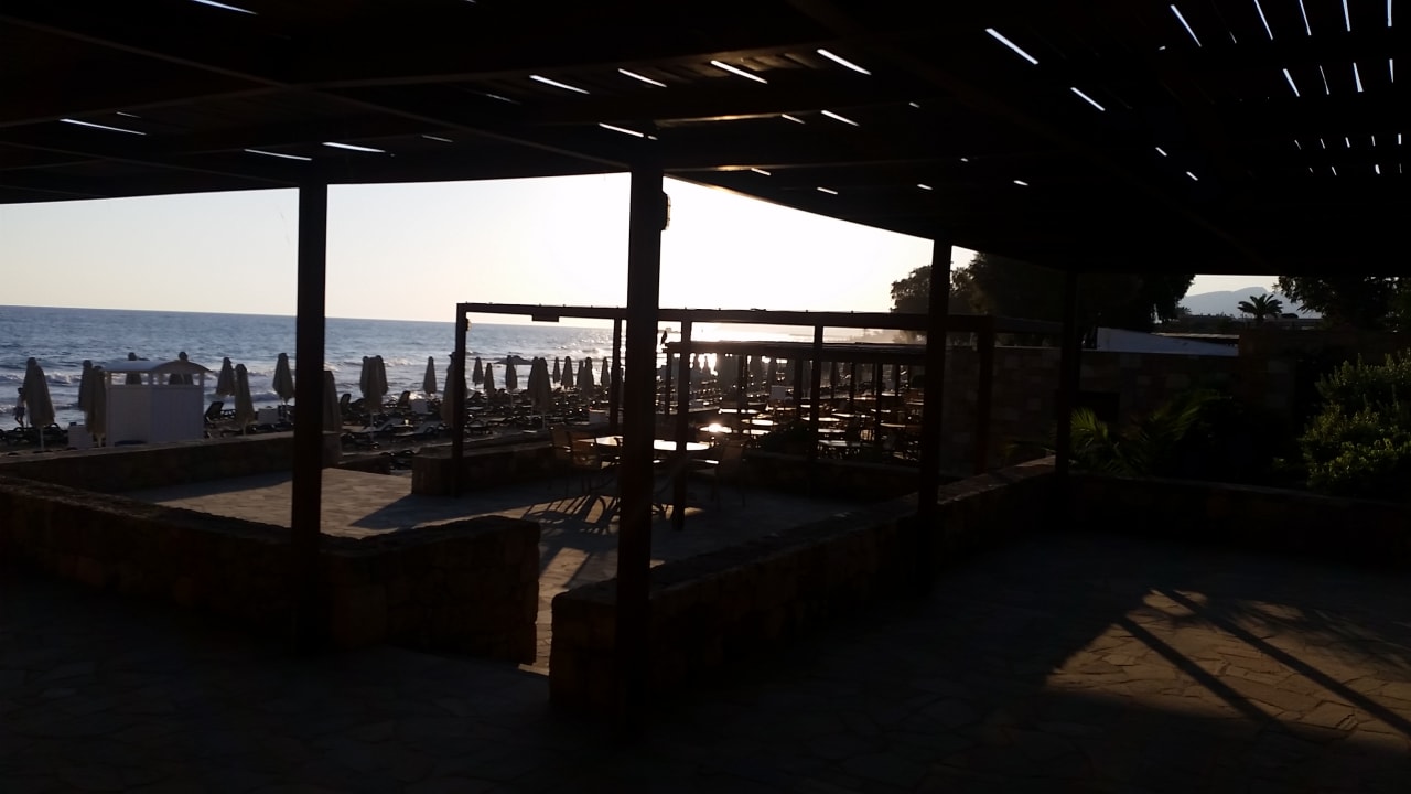 Gastro Kernos Beach Hotel & Bungalows
