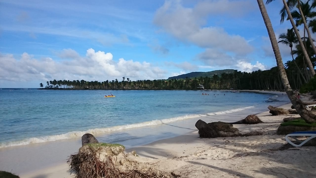 Strand Wyndham Alltra Samana