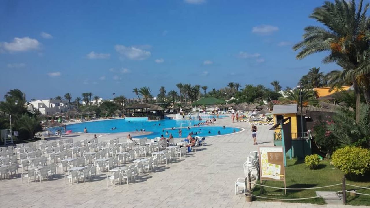 Großer Pool, Animationsbereich Djerba Sun Beach Hotel & Spa