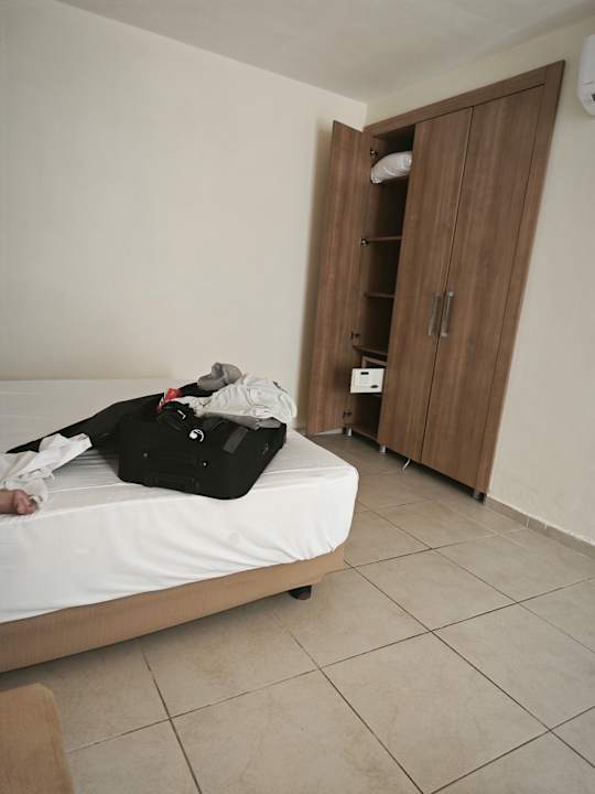 Zimmer Dream Family Club