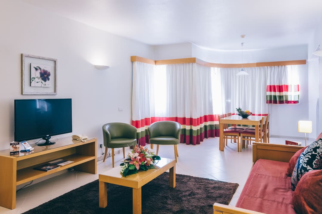 Zimmer Grand Muthu Forte da Oura