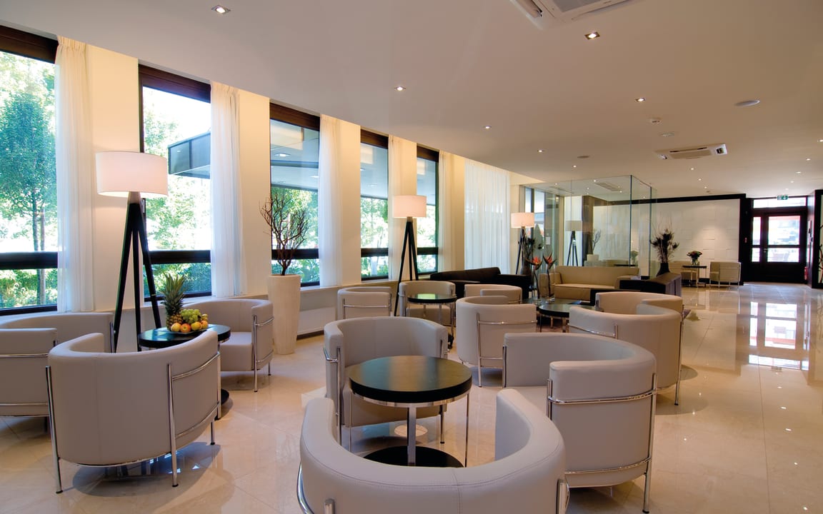 Lobby ACHAT Hotel München Süd