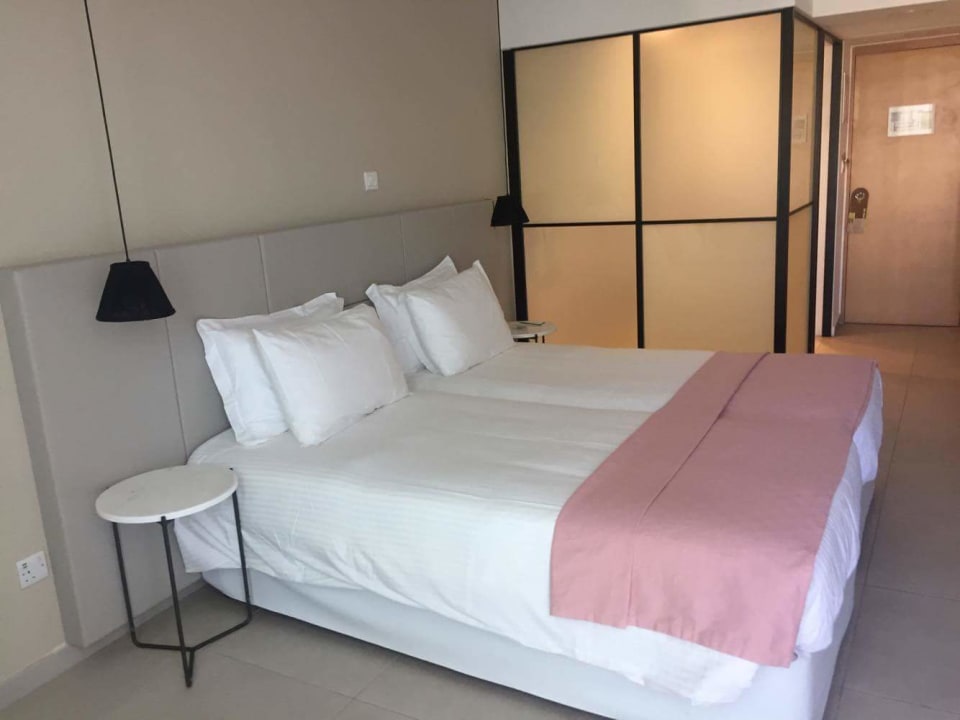 Zimmer Napa Mermaid Hotel & Suites