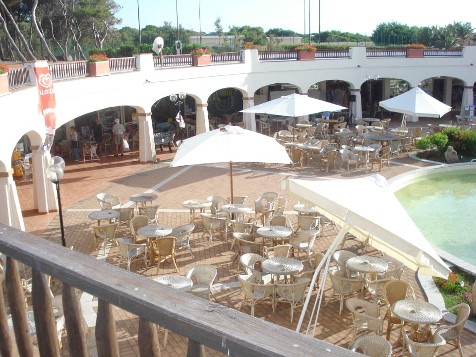 Główne miejsce wieczornych rozrywek La Plage Hotel & Resort