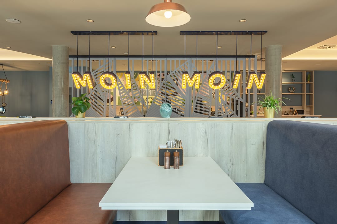 Gastro Holiday Inn - the niu, Yen Hamburg City