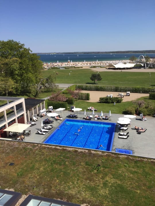 Blick vom Zimmerbalkon A-ROSA Travemünde