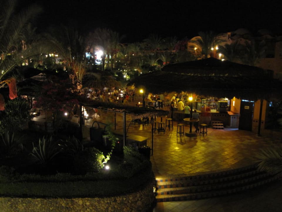 Poolbar by night Jaz Makadi Oasis Resort